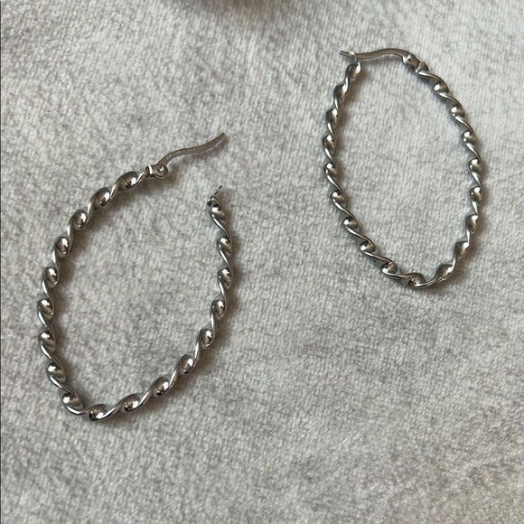 Carolyn Pollack Silver Necklace - Picture 3 of 4